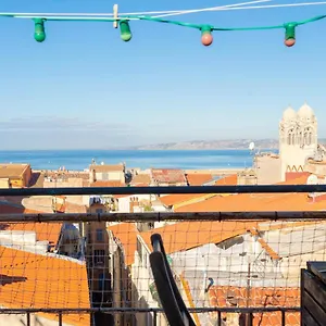 terrasse-vue-mer-quartier-historique-vieux-port.fr-provencehotel.com/
